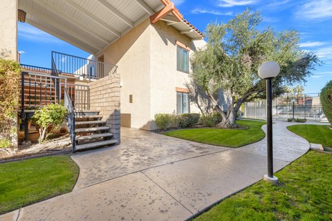 1407 N Sunrise Way, 28, Palm Springs, CA 92262 photo 18