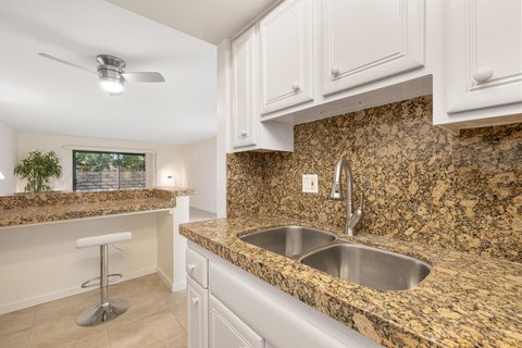 1407 N Sunrise Way, 28, Palm Springs, CA 92262 photo 30
