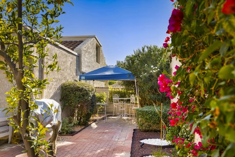 7581 Paseo Azulejo, Palm Springs, CA 92264 photo 4