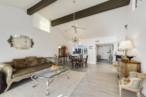 7581 Paseo Azulejo, Palm Springs, CA 92264 photo 6
