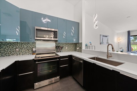 77653 Woodhaven Drive S, Palm Desert, CA 92211 photo 2