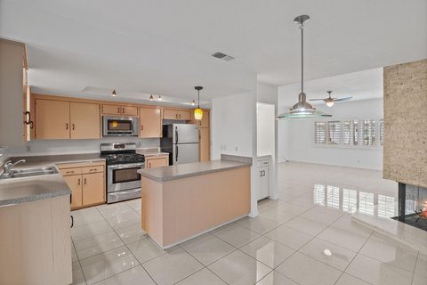 2518 S Sierra Madre, Palm Springs, CA 92264 photo 2