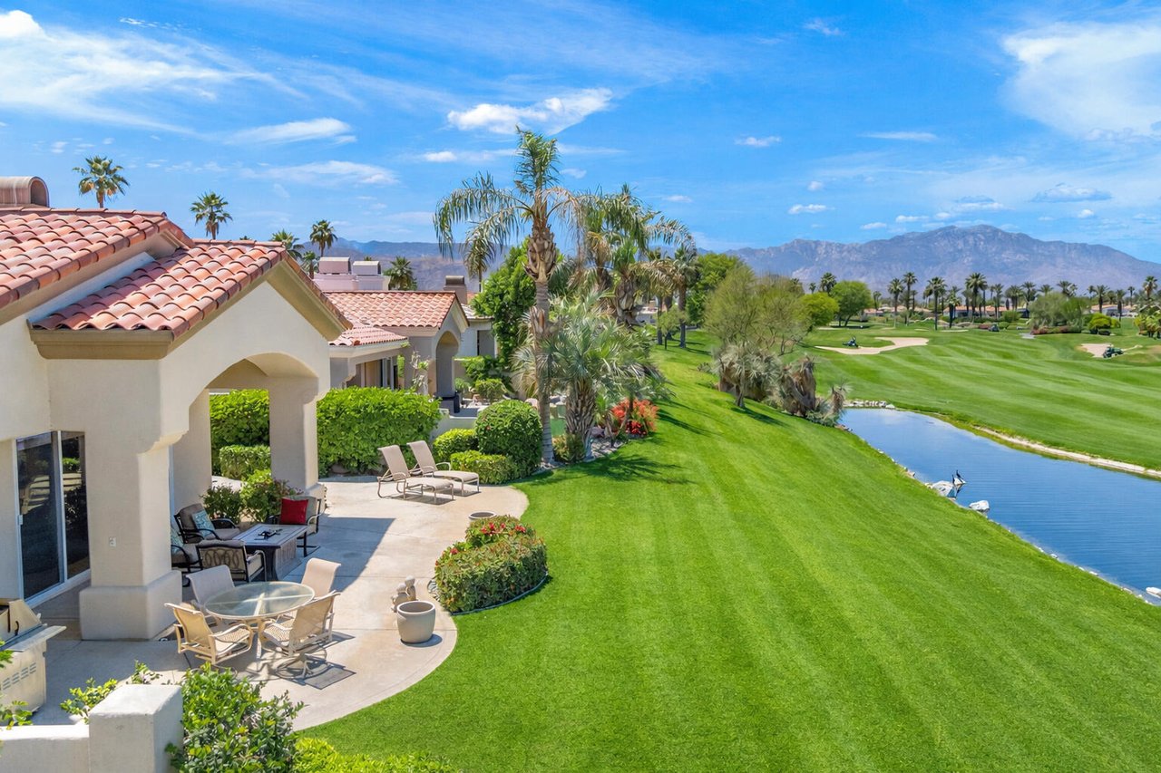 944 Mesa Grande Drive, Palm Desert, CA 92211