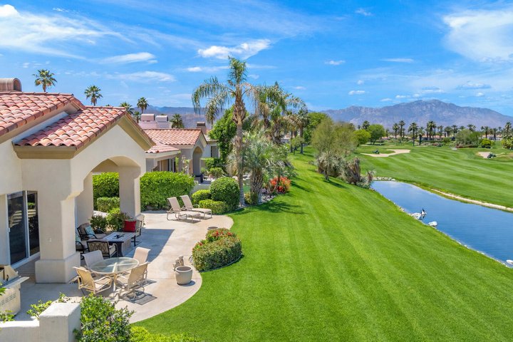 944 Mesa Grande Drive, Palm Desert, CA 92211