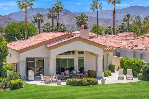 944 Mesa Grande Drive, Palm Desert, CA 92211 photo 2