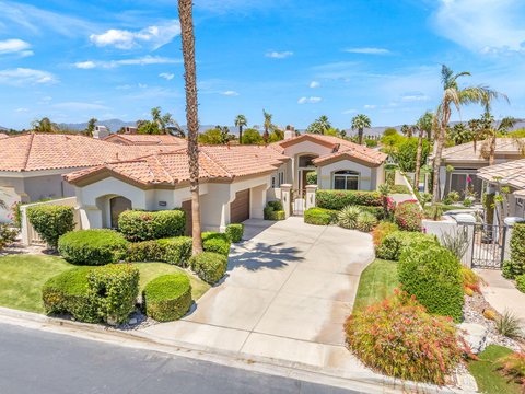 944 Mesa Grande Drive, Palm Desert, CA 92211 photo 4