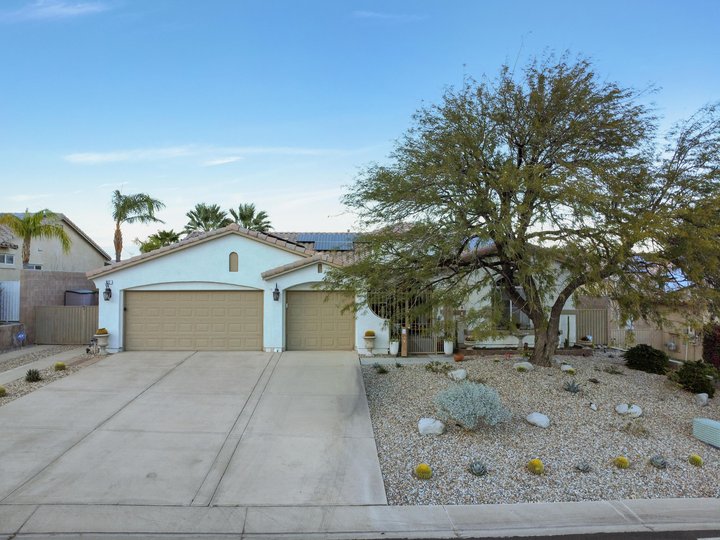 912 Tierra Lane, Palm Springs, CA 92262