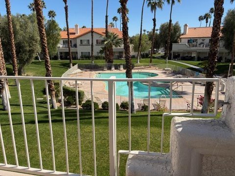 726 N Vista Lago N, Palm Desert, CA 92211 photo 2
