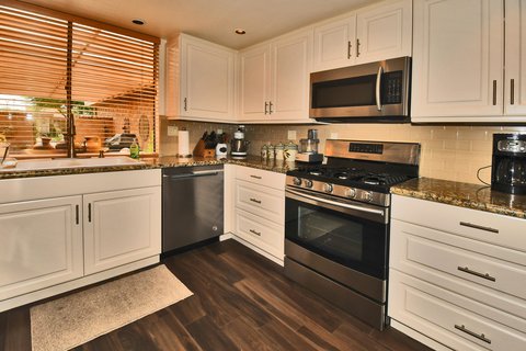 2 Granada Drive, Rancho Mirage, CA 92270 photo 9