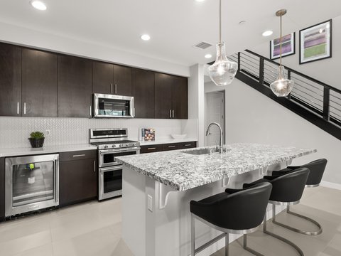 73354 Warhol Lane, Palm Desert, CA 92211 photo 2