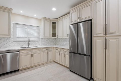1177 N Sunrise Way, Palm Springs, CA 92262 photo 11