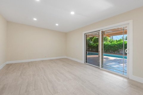 1177 N Sunrise Way, Palm Springs, CA 92262 photo 13