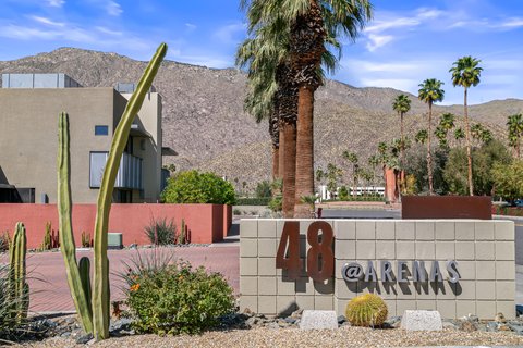 671 E Arenas Road, Palm Springs, CA 92262 photo 1