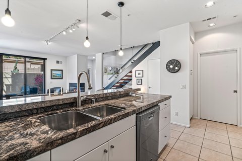671 E Arenas Road, Palm Springs, CA 92262 photo 18