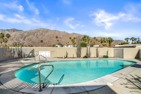 671 E Arenas Road, Palm Springs, CA 92262 photo 3