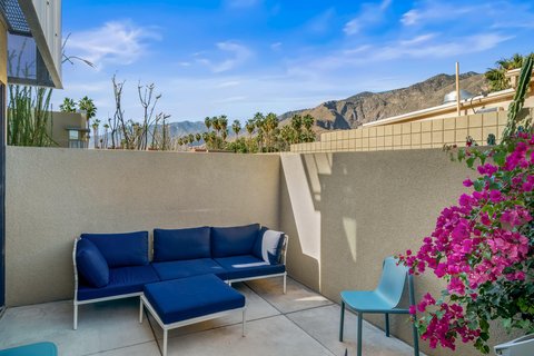 671 E Arenas Road, Palm Springs, CA 92262 photo 40