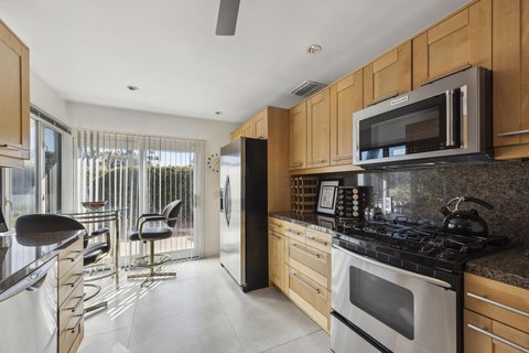 1381 S Calle Marcus, Palm Springs, CA 92264 photo 13