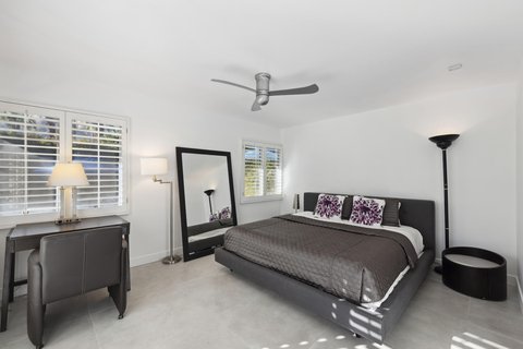 1381 S Calle Marcus, Palm Springs, CA 92264 photo 17