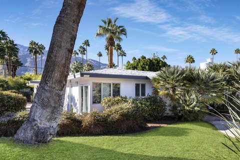 1381 S Calle Marcus, Palm Springs, CA 92264 photo 5