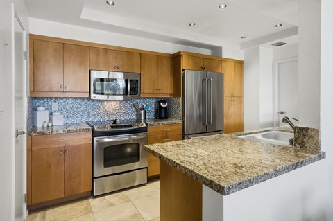 910 Island Drive, 207, Rancho Mirage, CA 92270 photo 14