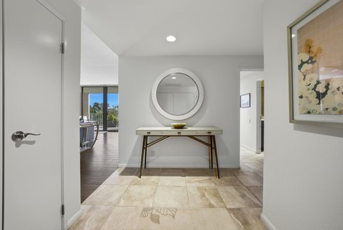 910 Island Drive, 207, Rancho Mirage, CA 92270 photo 2