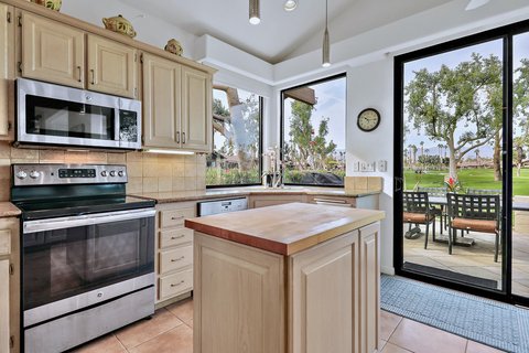 39 Blue River Drive, Palm Desert, CA 92211 photo 13