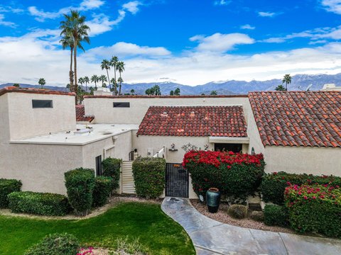 457 Sunningdale Drive, Rancho Mirage, CA 92270 photo 2