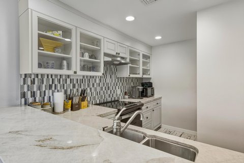 105 Racquet Club Drive S, Rancho Mirage, CA 92270 photo 4