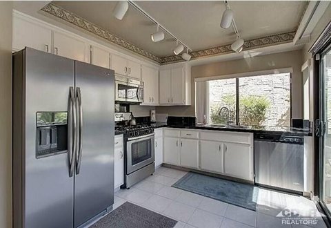 2366 E Miramonte Circle E, A, Palm Springs, CA 92264 photo 7