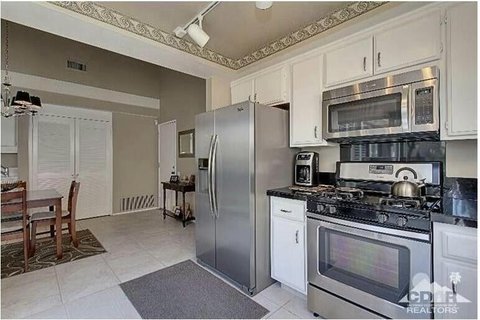 2366 E Miramonte Circle E, A, Palm Springs, CA 92264 photo 8