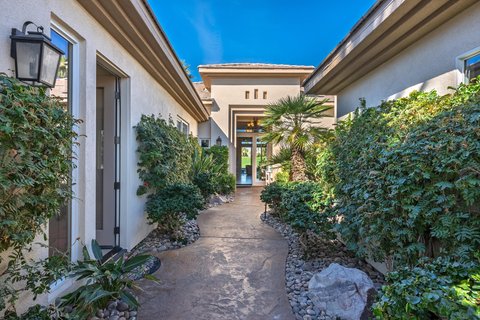 51641 El Dorado Drive, La Quinta, CA 92253 photo 3