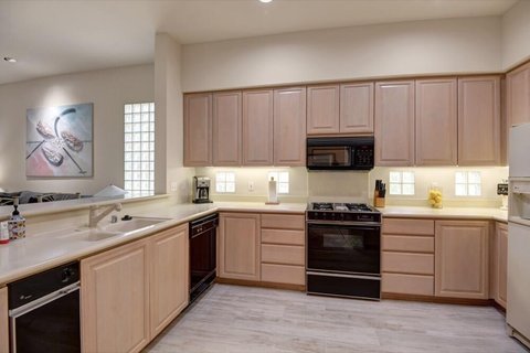 685 Box Canyon Trail, Palm Desert, CA 92211 photo 8