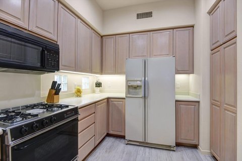 685 Box Canyon Trail, Palm Desert, CA 92211 photo 9