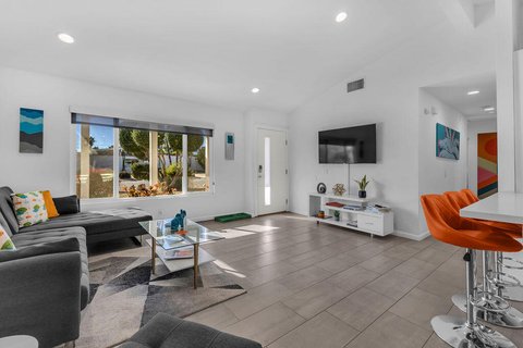 2304 E Bellamy Road, Palm Springs, CA 92262 photo 12