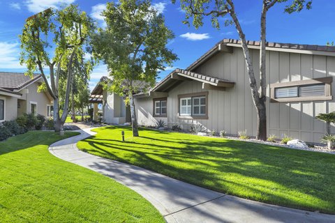 209 Bouquet Canyon Drive, Palm Desert, CA 92211 photo 2