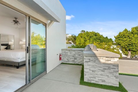 2150 N Farrell Drive, Palm Springs, CA 92262 photo 28
