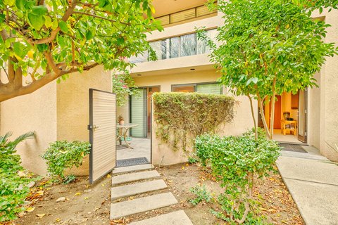 415 Village Square W, Palm Springs, CA 92262 photo 24