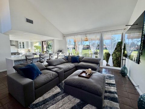 177 Las Lomas, Palm Desert, CA 92260 photo 5