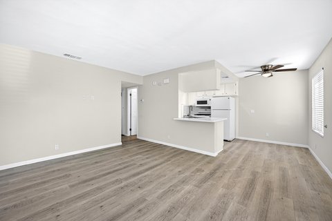 48344 Stewart Drive, K1-4, Indio, CA 92201 photo 17