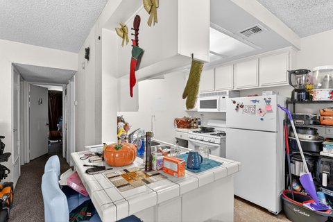 48344 Stewart Drive, K1-4, Indio, CA 92201 photo 22
