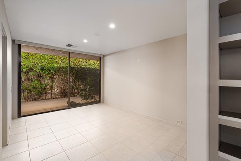 32 Cornell Drive, Rancho Mirage, CA 92270 photo 12