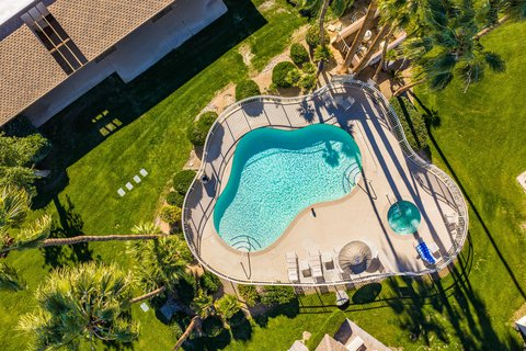 32 Cornell Drive, Rancho Mirage, CA 92270 photo 2