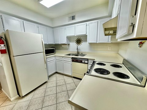 1679 Sunflower Court N, Palm Springs, CA 92262 photo 10