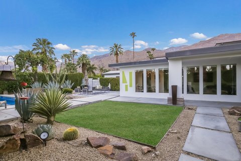 1529 S Calle Palo Fierro, Palm Springs, CA 92264 photo 2