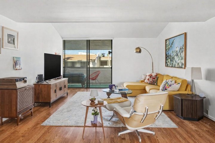 261 E La Verne Way, Q, Palm Springs, CA 92264