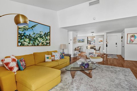 261 E La Verne Way, Q, Palm Springs, CA 92264 photo 3