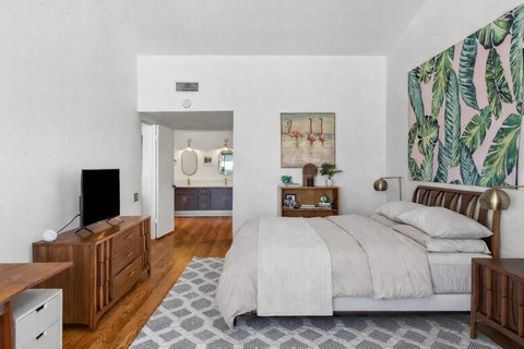 261 E La Verne Way, Q, Palm Springs, CA 92264 photo 8