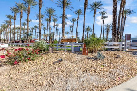 58200 Almonte Drive, La Quinta, CA 92253 photo 12