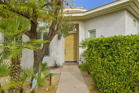 51350 VíA Sorrento, La Quinta, CA 92253 photo 4