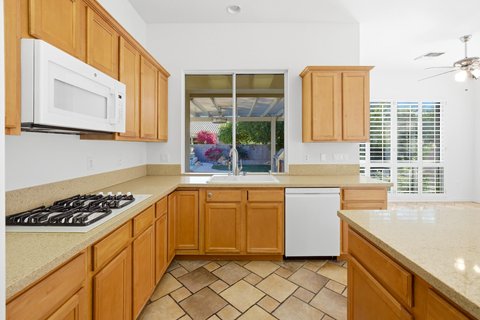 39314 Blossom Circle, Palm Desert, CA 92211 photo 18